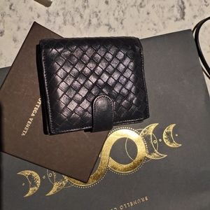 (sold) Bottega Veneta wallet